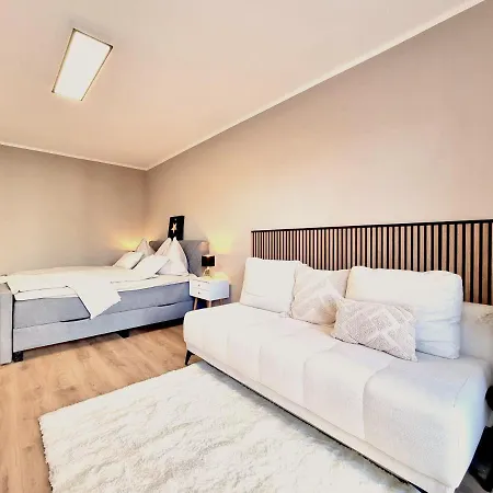 Апартаменты Bamo - Modern Living Lakeside