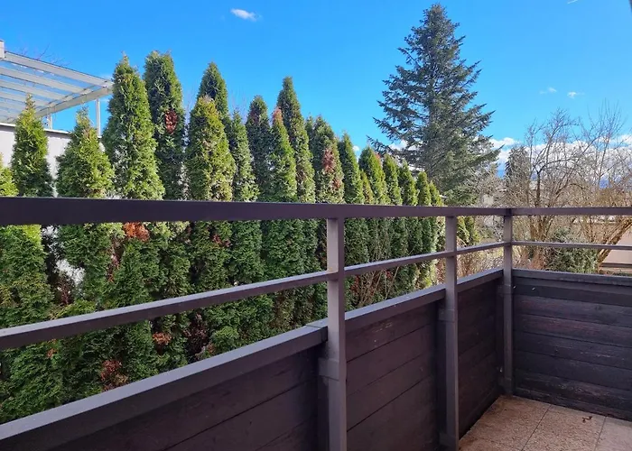 Bamo - Modern Living Lakeside *